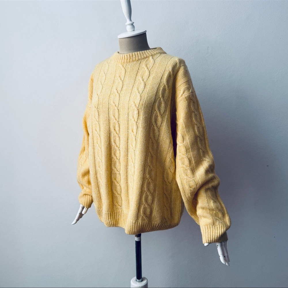 Vintage Wool Blend Chunky Cable Knit Crew Neck Sweater- XL
